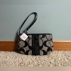 NWT Coach wristlet